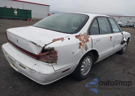 1996 Oldsmobile 88 Ls z USA, uszkodzony, nr VIN 1G3HN52K7T4834277